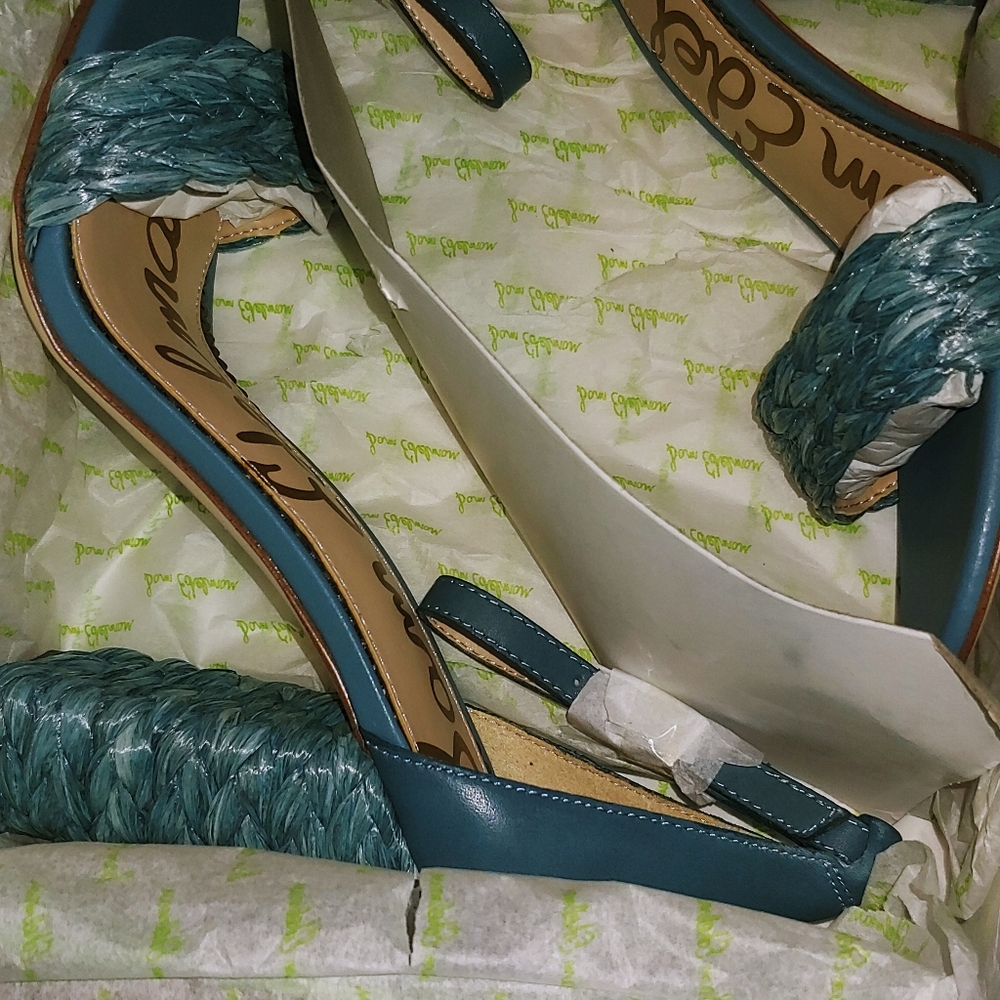 💥 New Inventory💥 Open Toe Heels - Picture 7 of 10